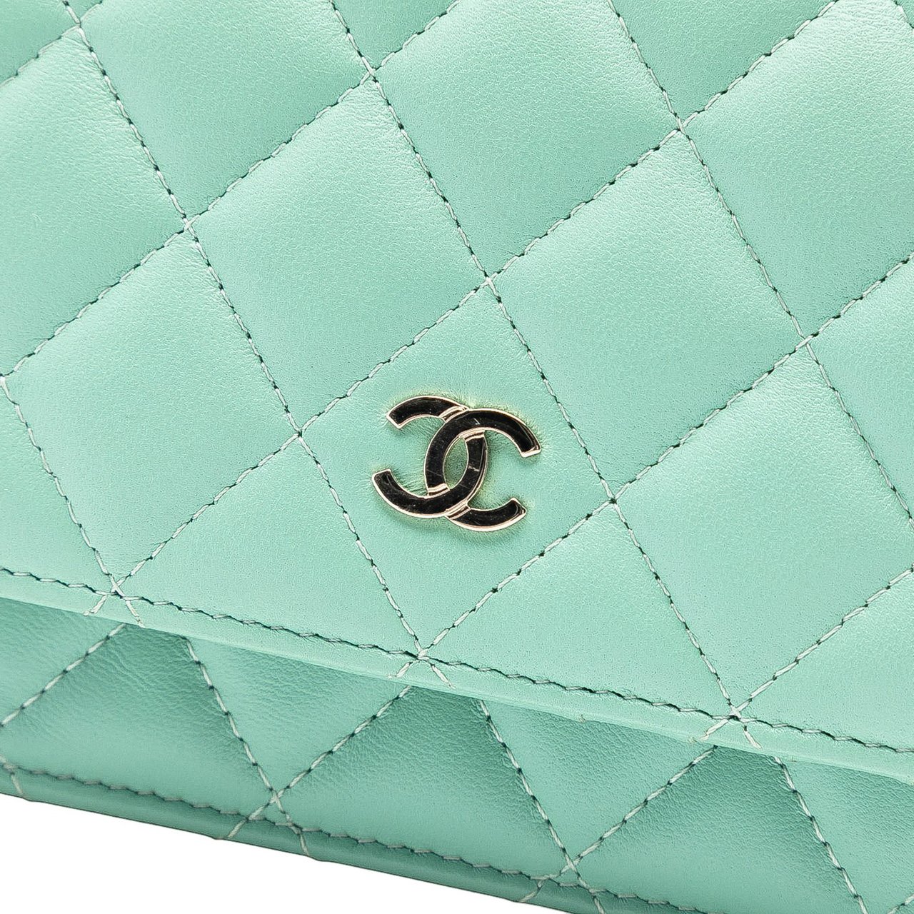 Chanel Mini CC Quilted Lambskin Wallet On Chain Groen