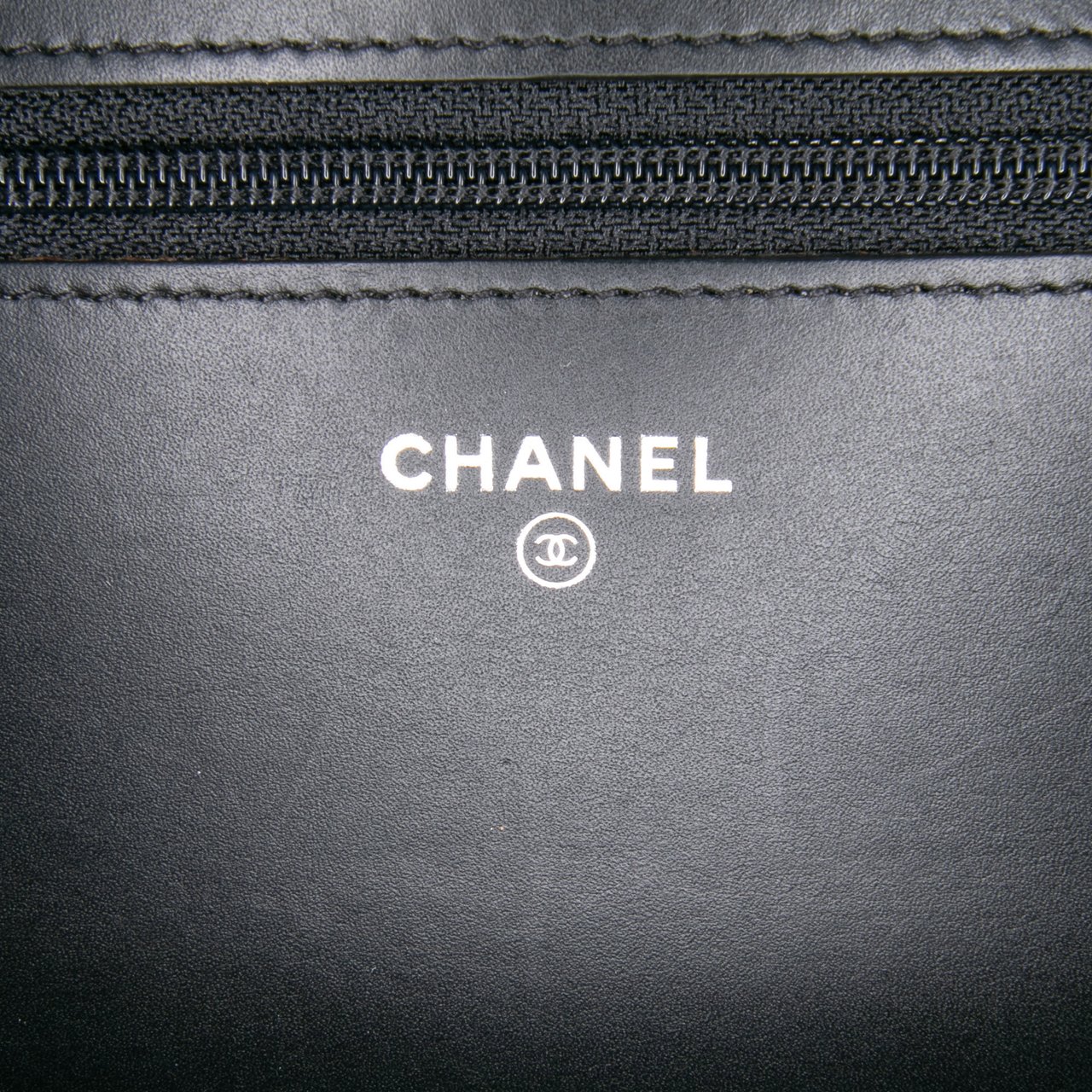 Chanel Lambskin Coco Boy Wallet On Chain Zwart