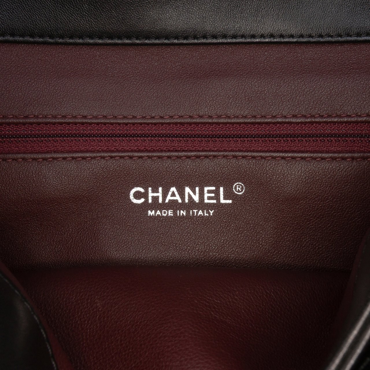 Chanel Large Lambskin Trendy CC Top Handle Bag Zwart