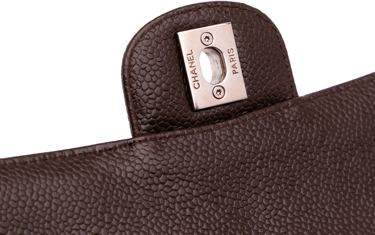 Chanel Medium Classic Caviar Double Flap Bruin