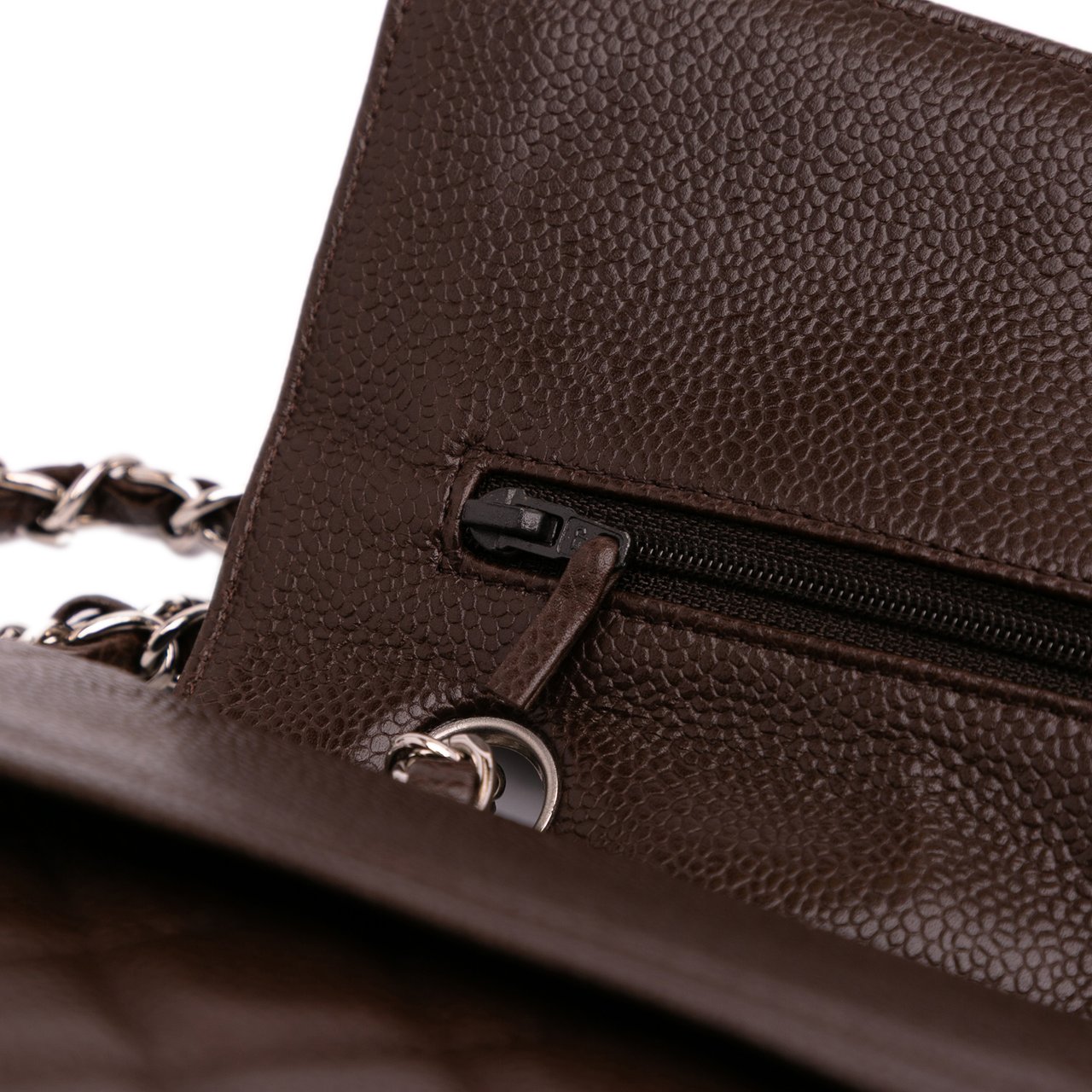 Chanel Medium Classic Caviar Double Flap Bruin