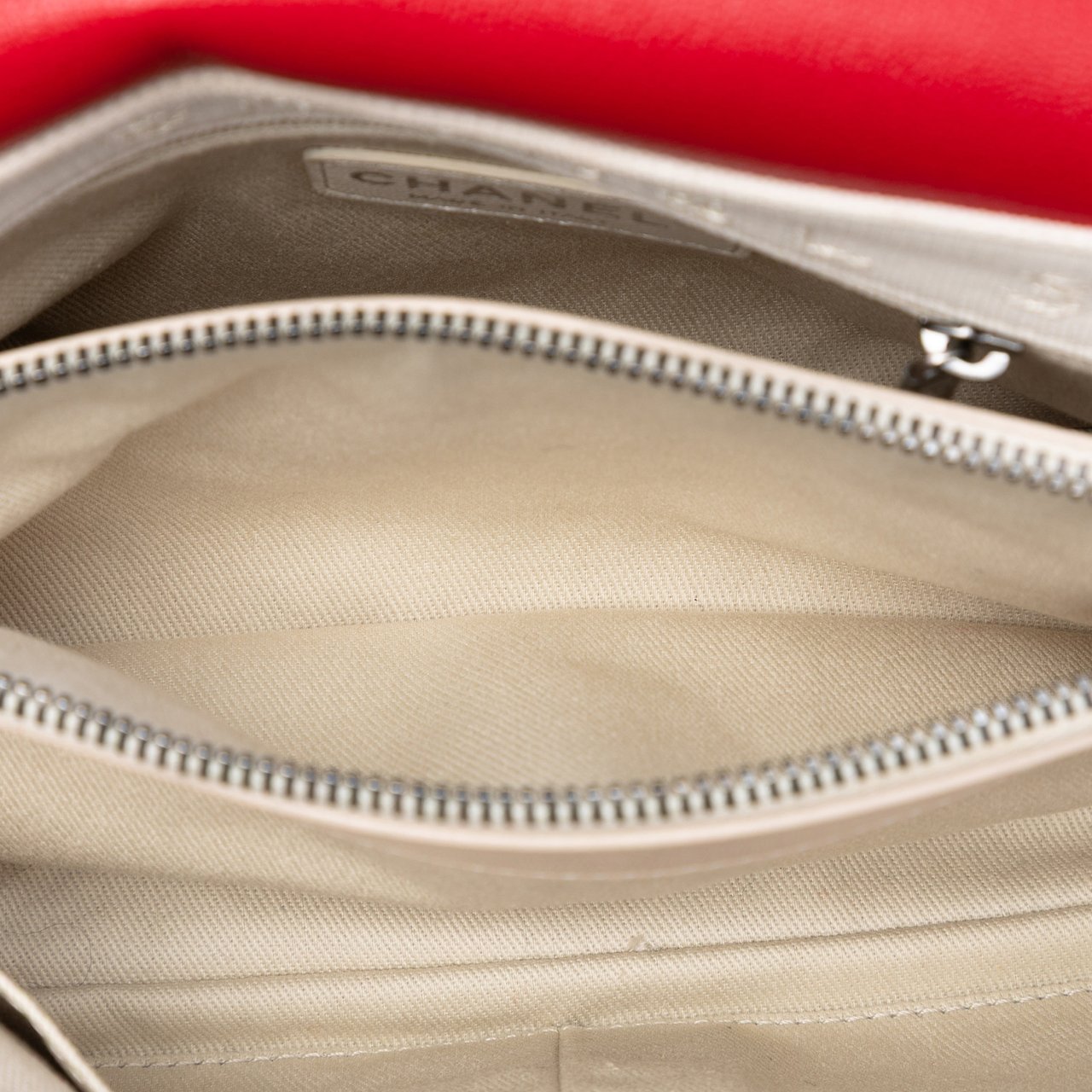 Chanel Medium Quilted Shiny Lambskin Burgundy Rocks Flap Rood