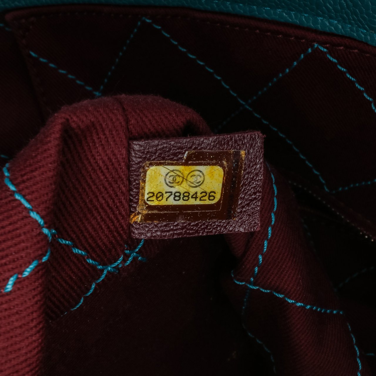 Chanel Small Quilted Caviar Daily Shopping Tote Blauw