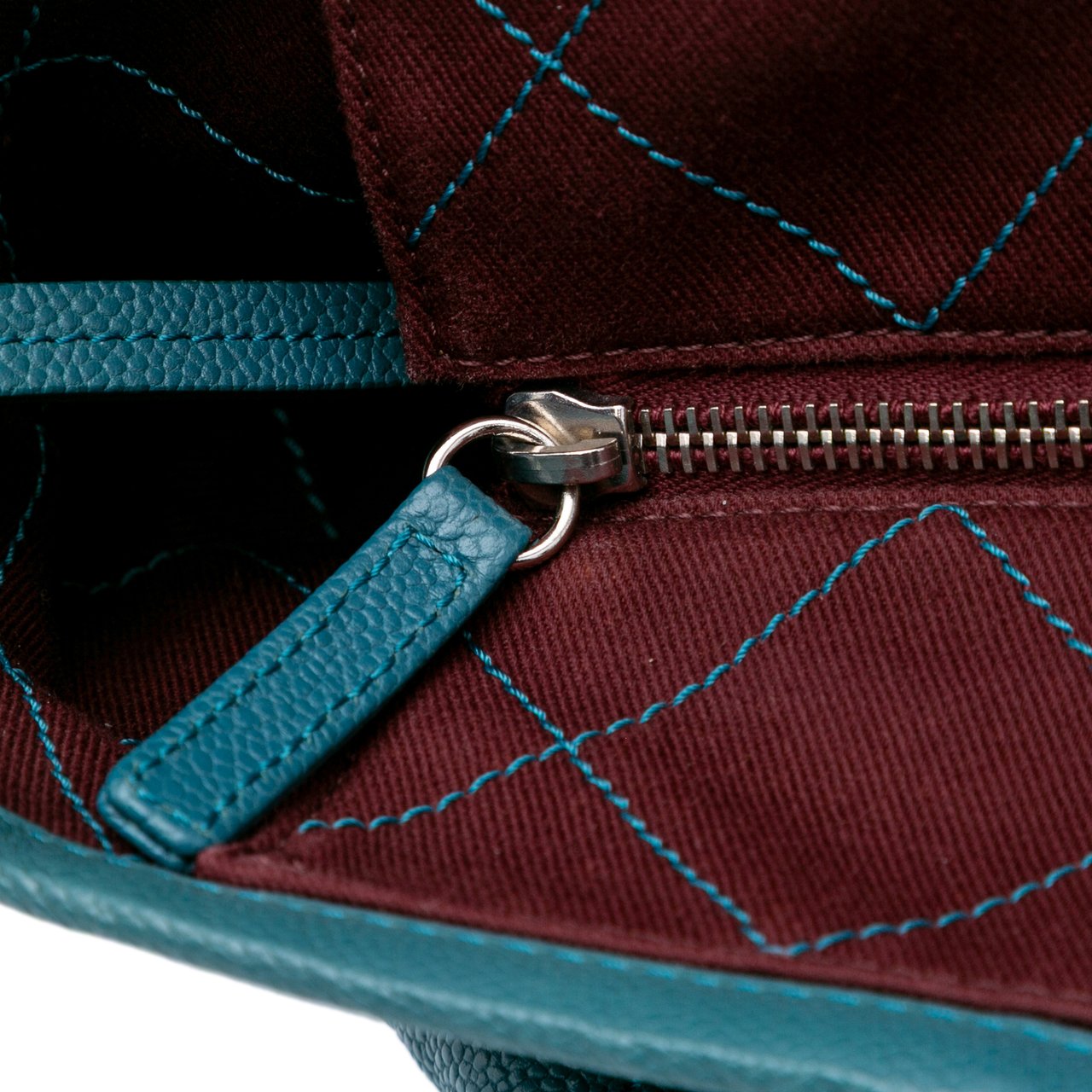 Chanel Small Quilted Caviar Daily Shopping Tote Blauw