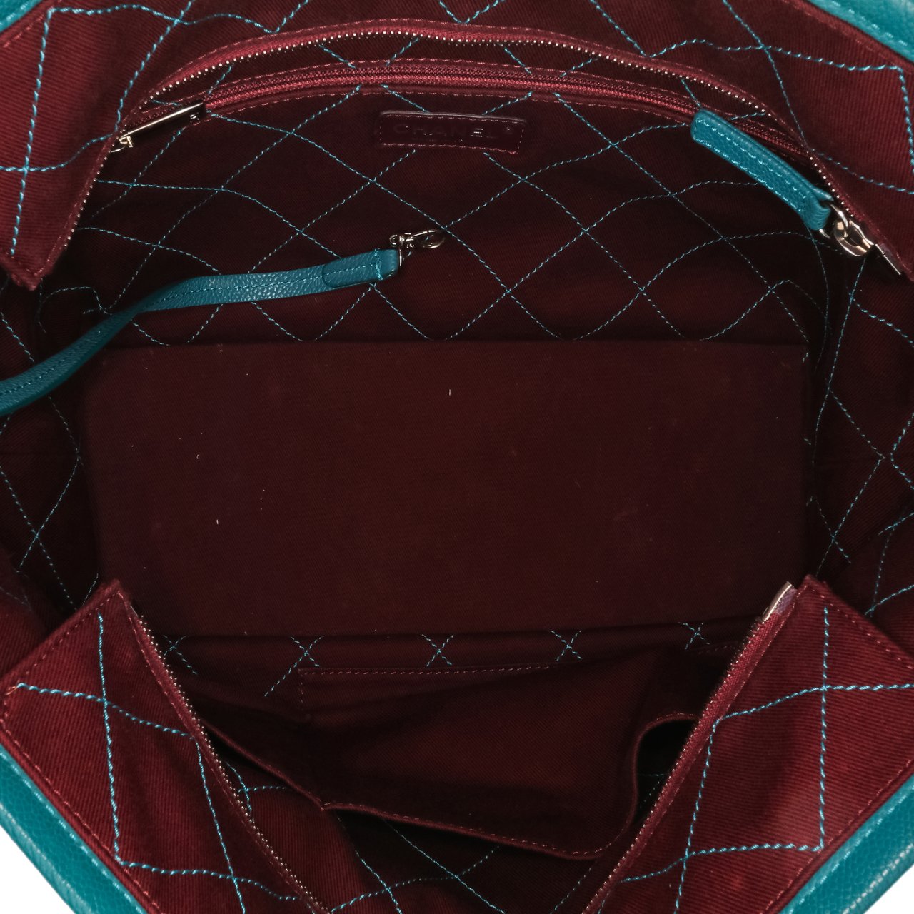 Chanel Small Quilted Caviar Daily Shopping Tote Blauw