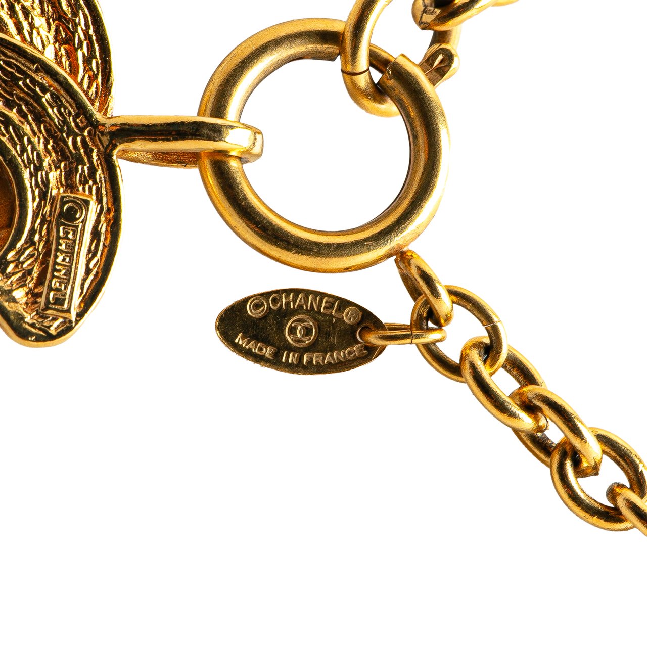 Chanel Gold Plated CC Quilted Pendant Necklace Goud
