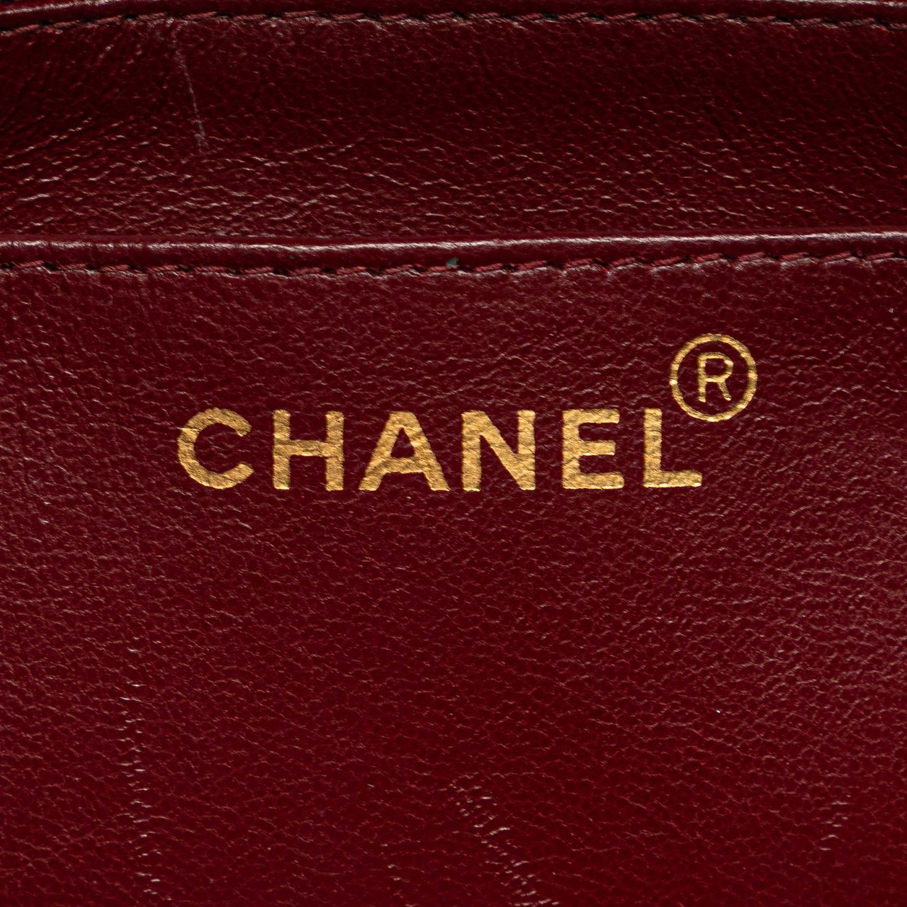 Chanel Small Lambskin Diana Flap Zwart