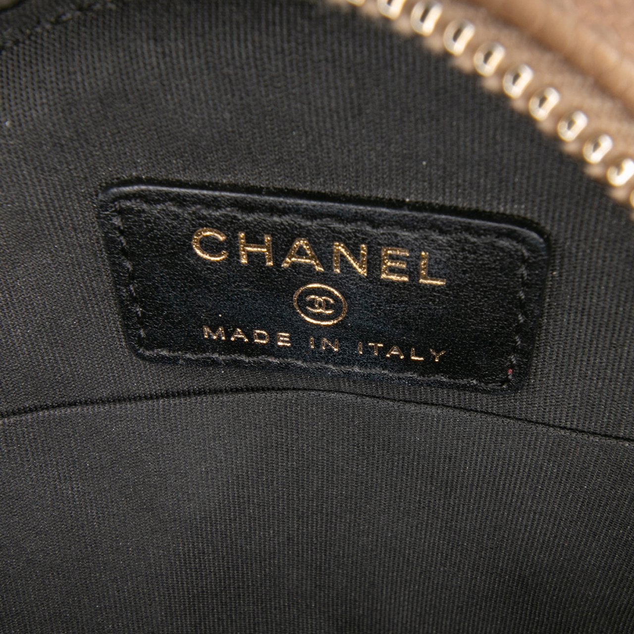 Chanel Caviar CC Filigree Round Crossbody Bruin