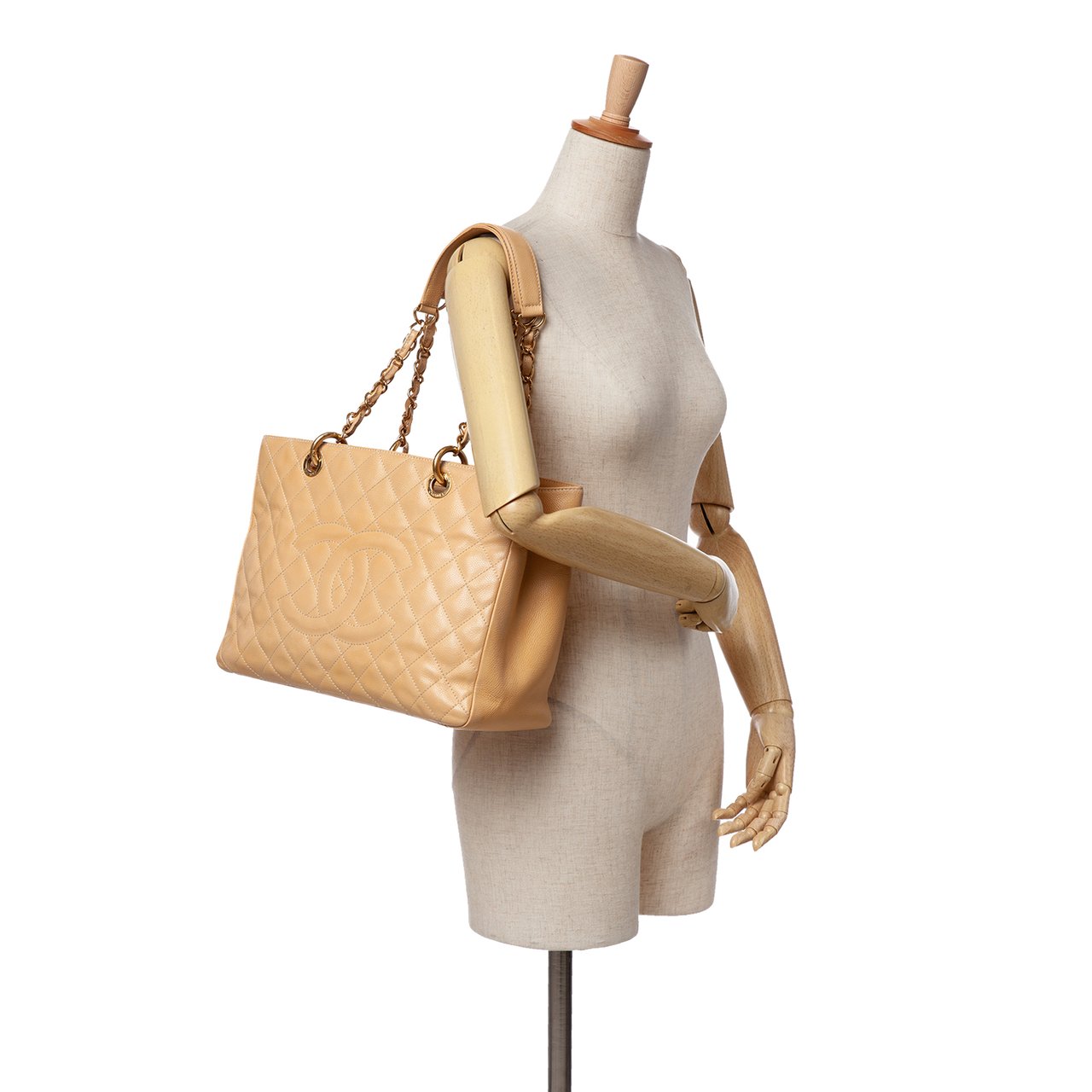 Chanel Caviar Grand Shopping Tote Bruin