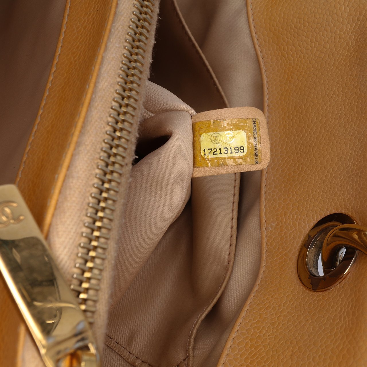 Chanel Caviar Grand Shopping Tote Bruin