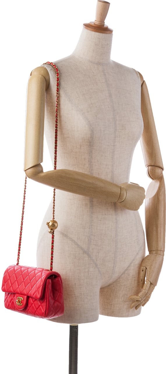 Chanel Mini Rectangular Lambskin Pearl Crush Flap Rood