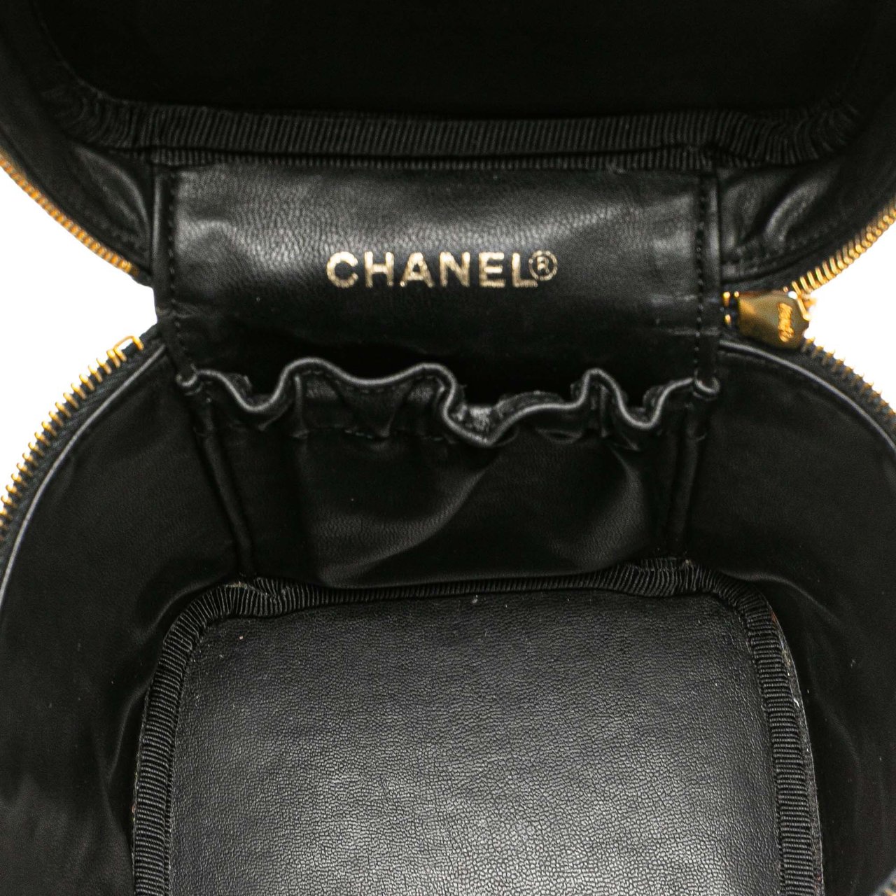 Chanel CC Caviar Vanity Case Zwart