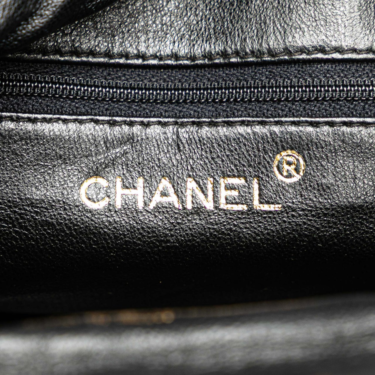 Chanel CC Quilted Lambskin Crossbody Zwart