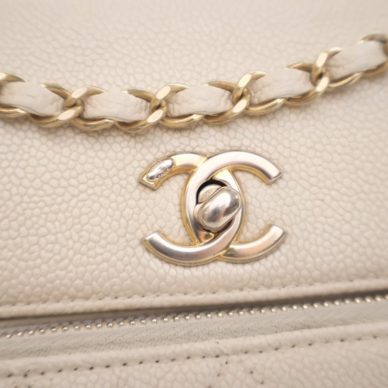 Chanel Caviar Business Affinity Messenger Flap Wit
