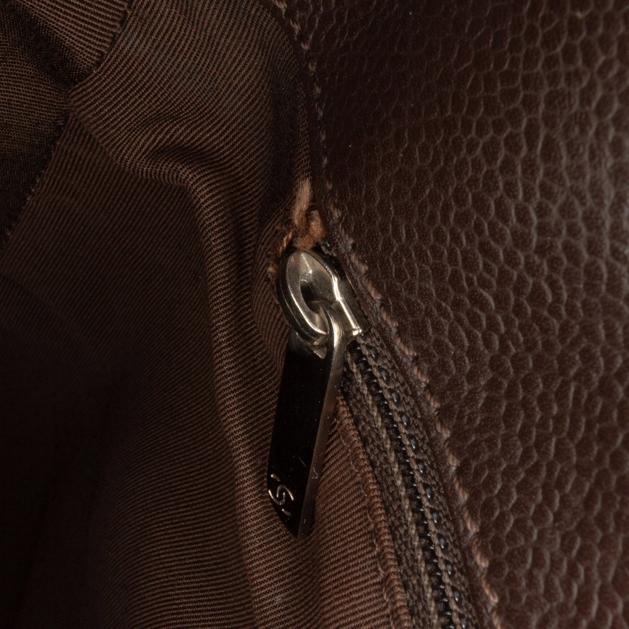 Chanel Caviar Grand Shopping Tote Bruin