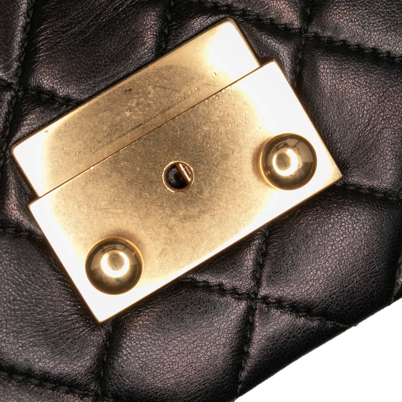 Chanel Quilted Lambskin Pagoda Accordion Flap Zwart