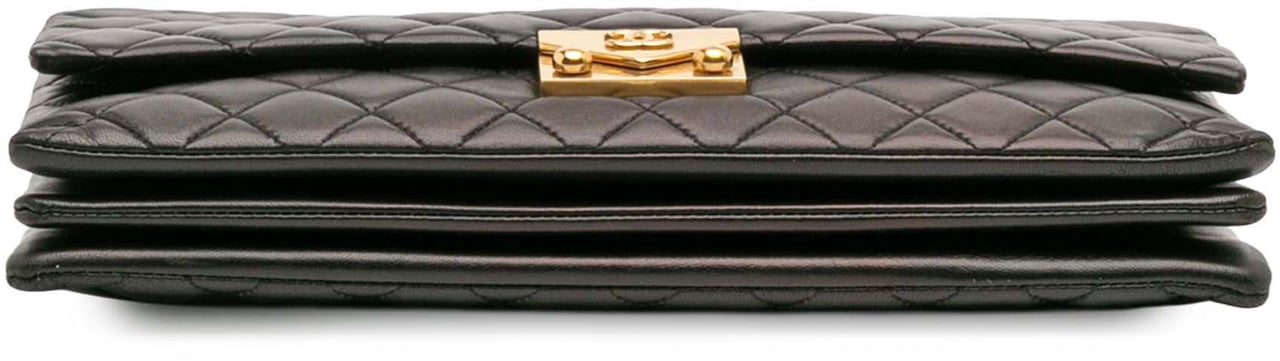 Chanel Quilted Lambskin Pagoda Accordion Flap Zwart