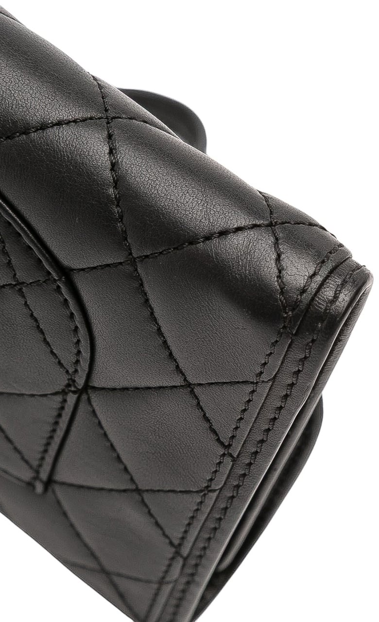 Chanel Small Quilted Lambskin Citizen Zip Flap Zwart