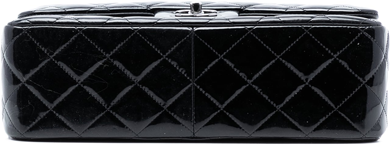 Chanel Jumbo Classic Patent Double Flap Zwart