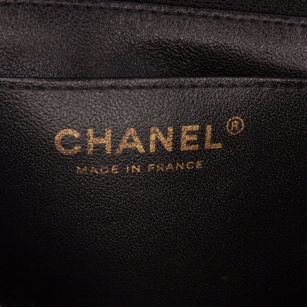 Chanel Mini Square Classic Chevron Lambskin Single Flap Zwart