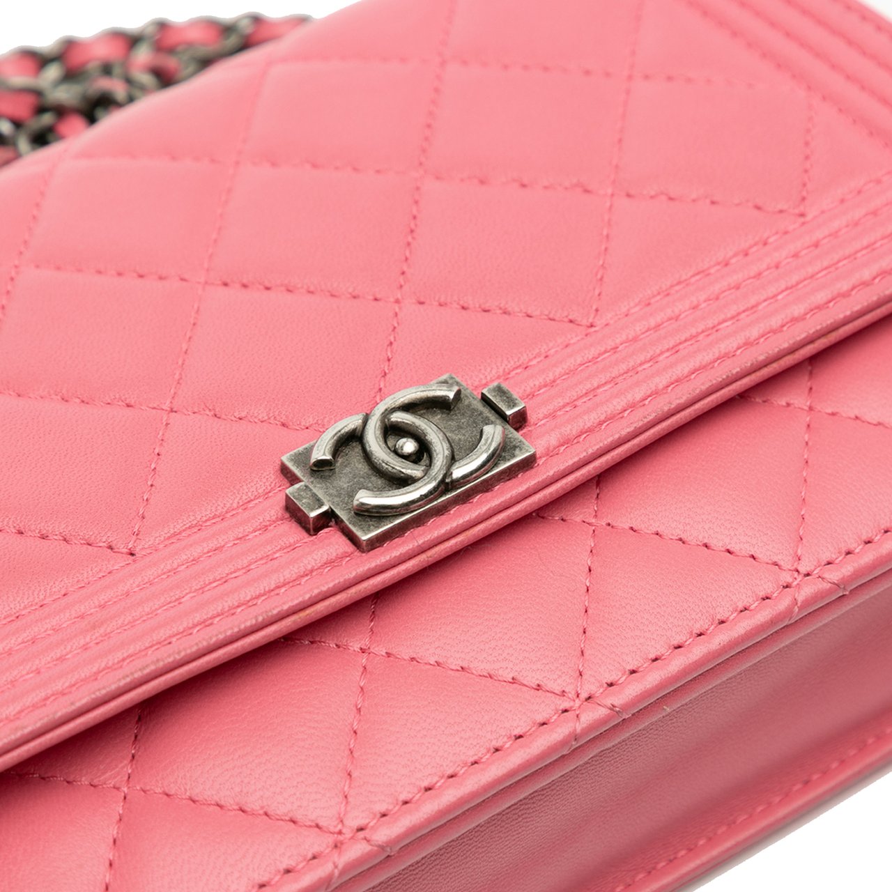 Chanel Lambskin Boy Wallet On Chain Roze