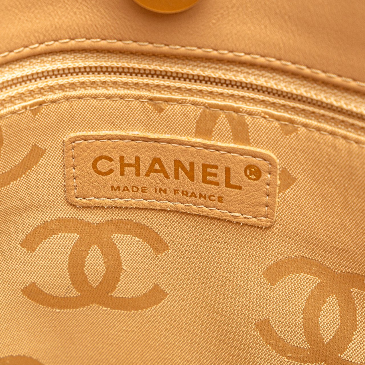 Chanel Small CC Calfskin Wild Stitch Tote Bruin