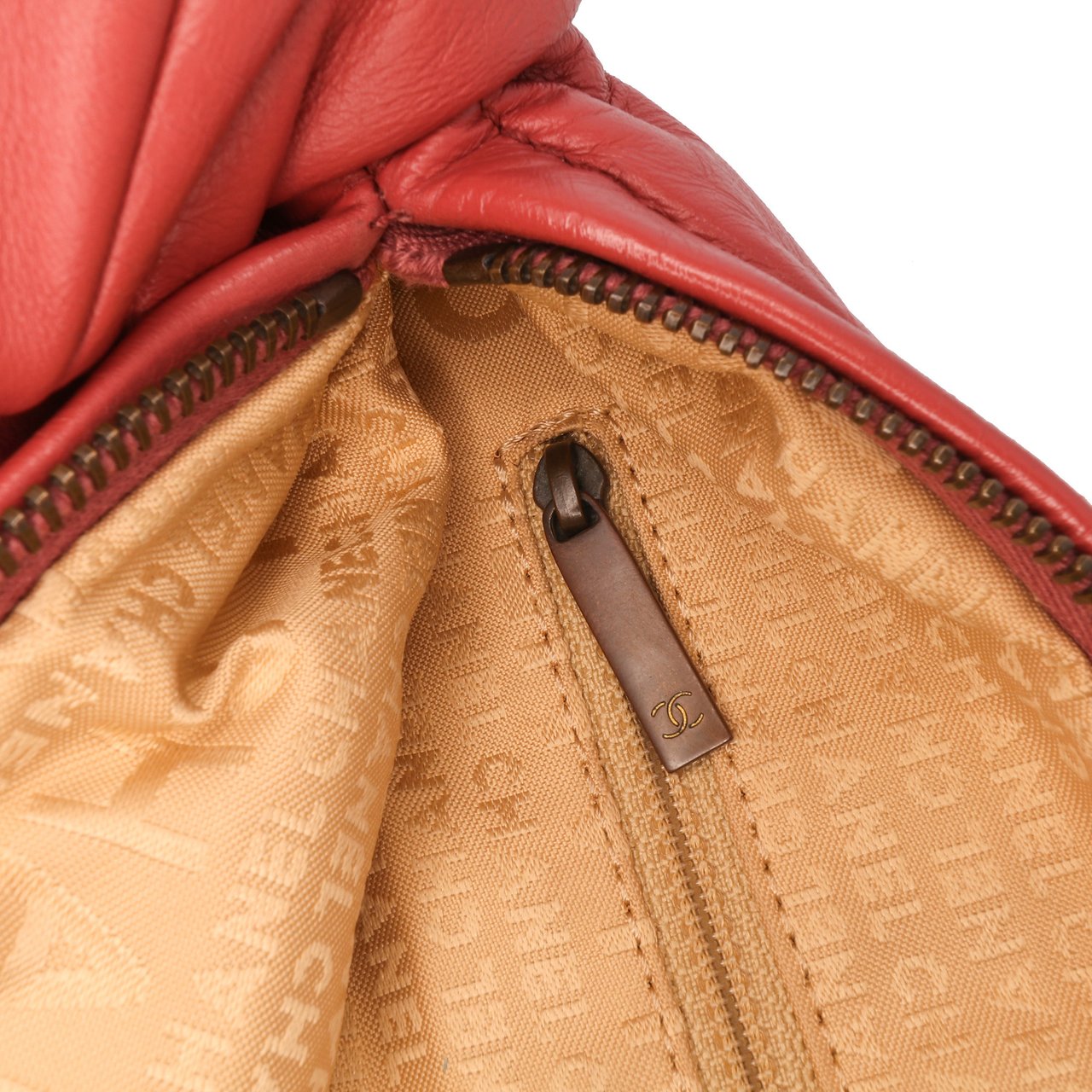 Chanel Lambskin CC Ring Hobo Rood