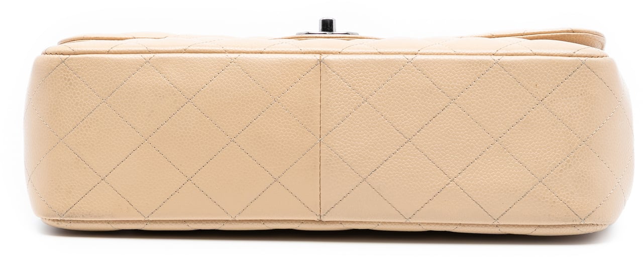 Chanel Jumbo Classic Caviar Double Flap Bruin