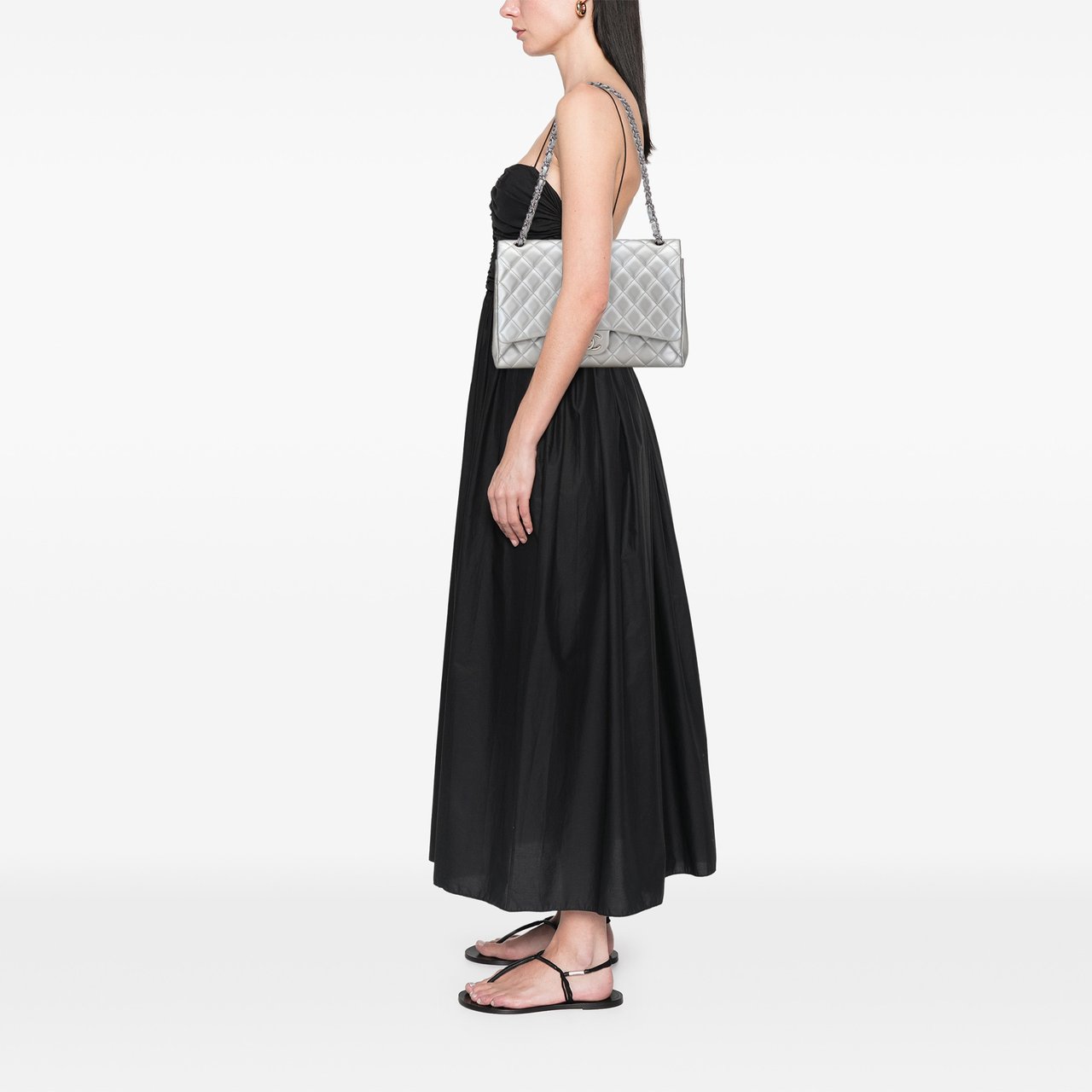 Chanel Maxi Classic Lambskin Double Flap Zilver