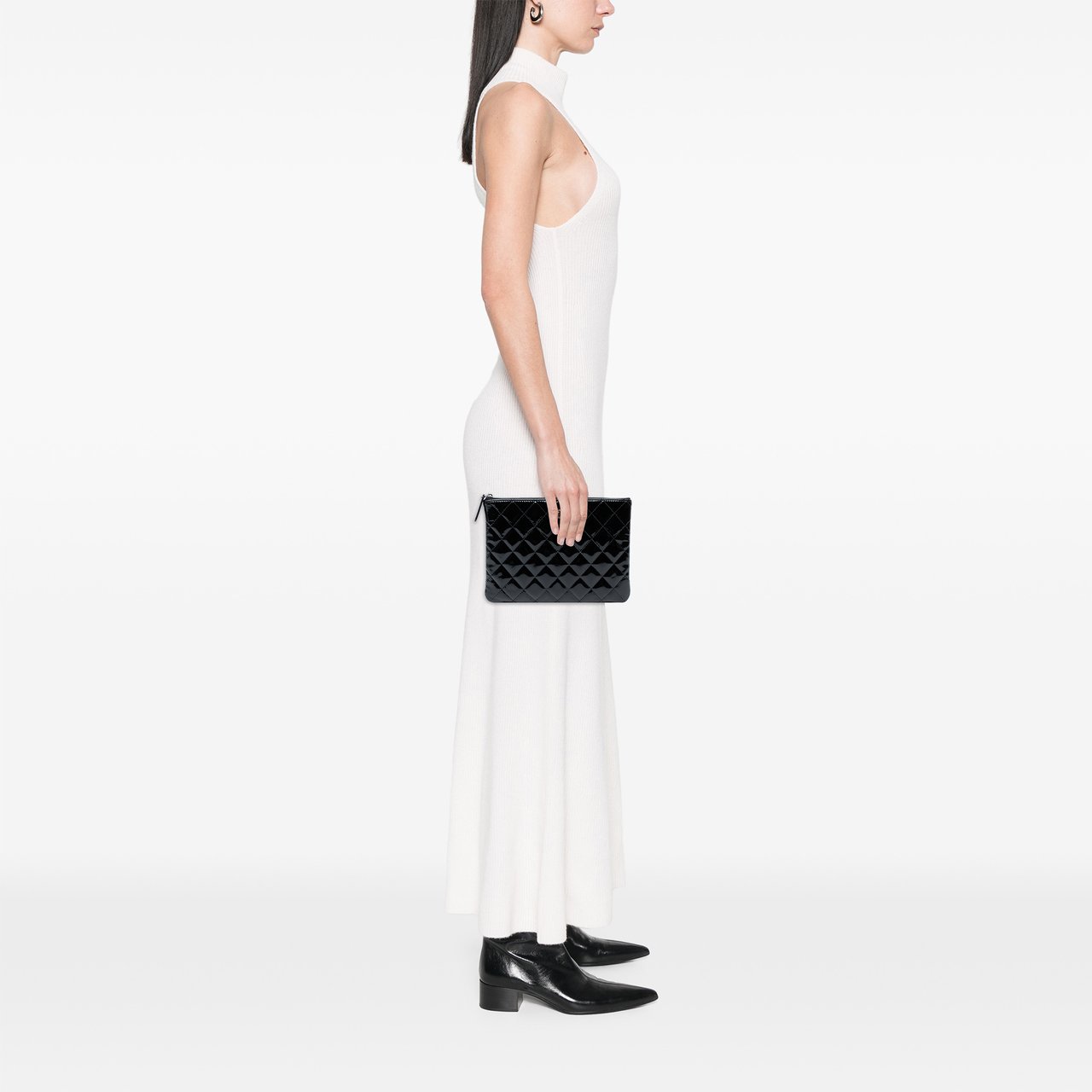 Chanel Medium Quilted Patent O Case Clutch Zwart