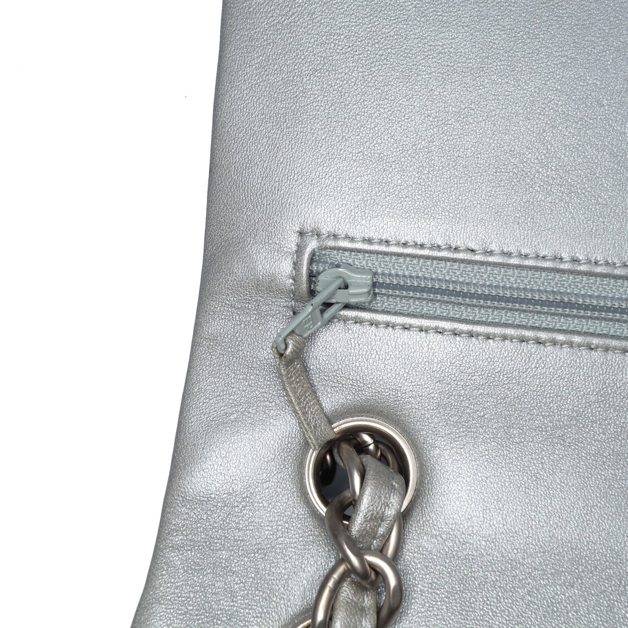 Chanel Jumbo Classic Lambskin Double Flap Zilver