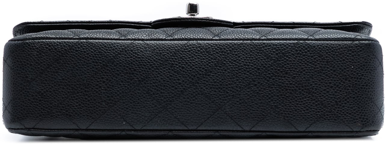 Chanel Medium Classic Caviar Double Flap Zwart