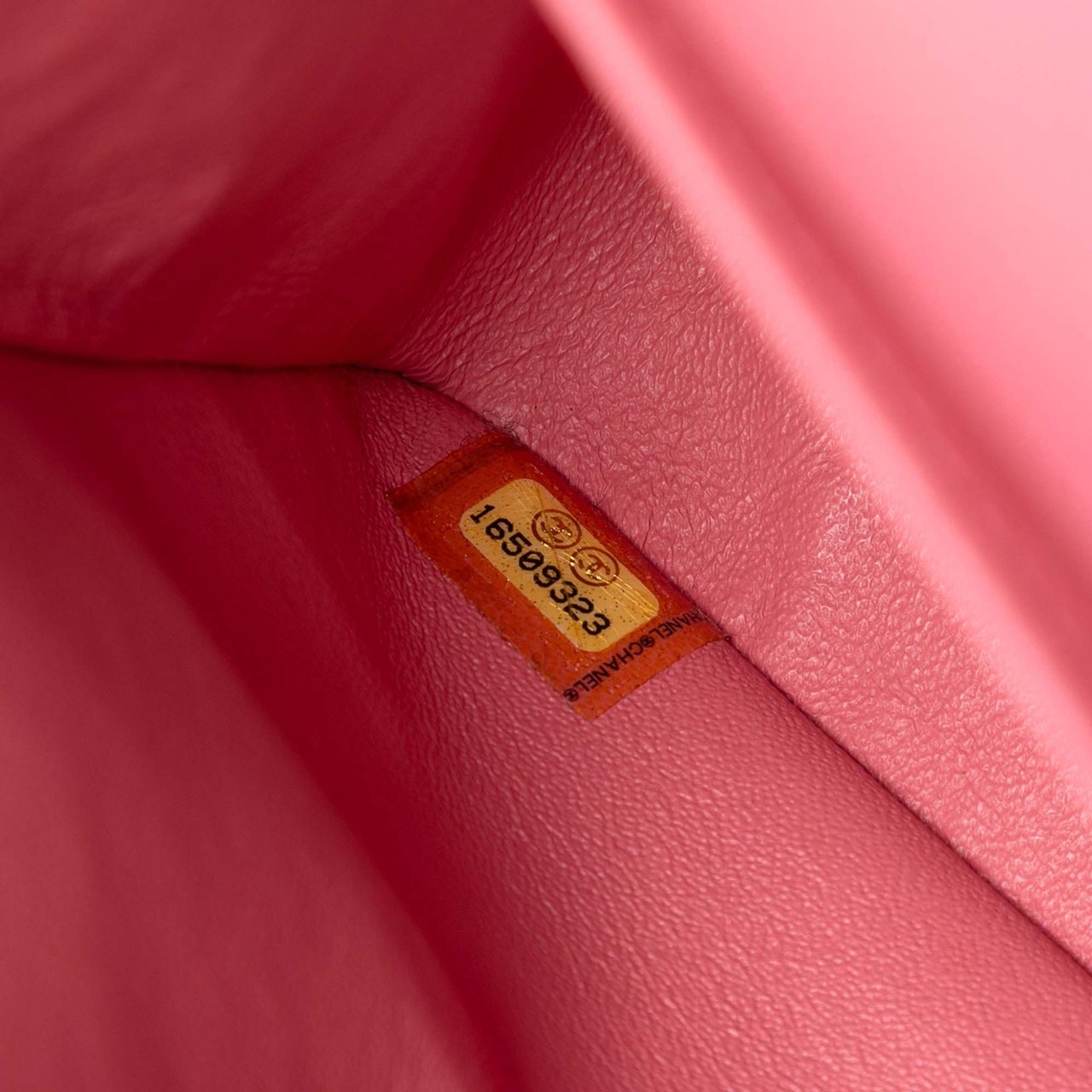 Chanel Jumbo Classic Lambskin Double Flap Roze