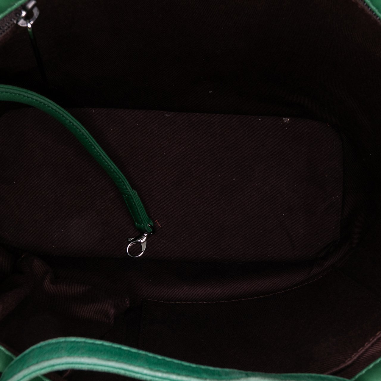 Chanel CC Quilted Lambskin Country Club Tote Groen