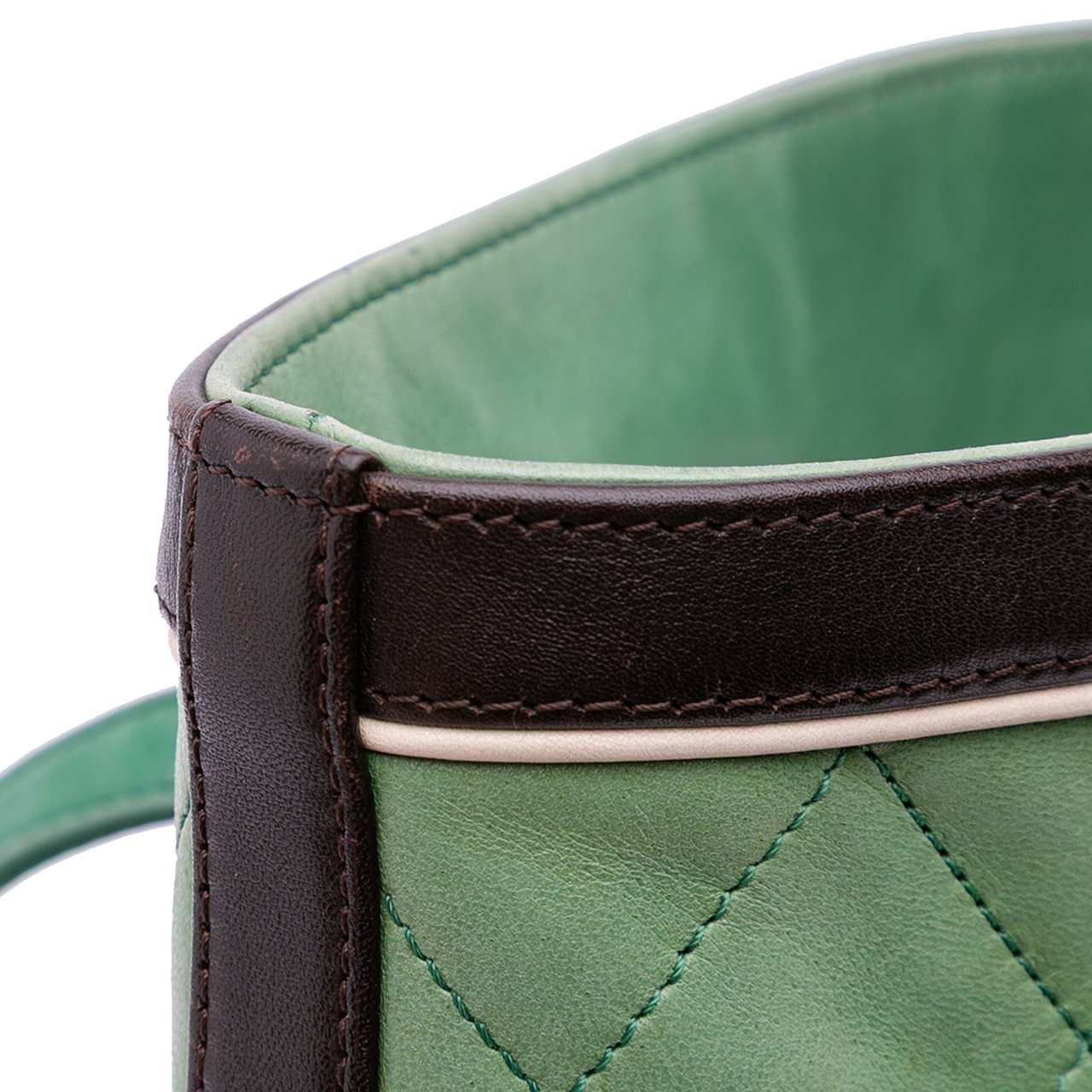 Chanel CC Quilted Lambskin Country Club Tote Groen