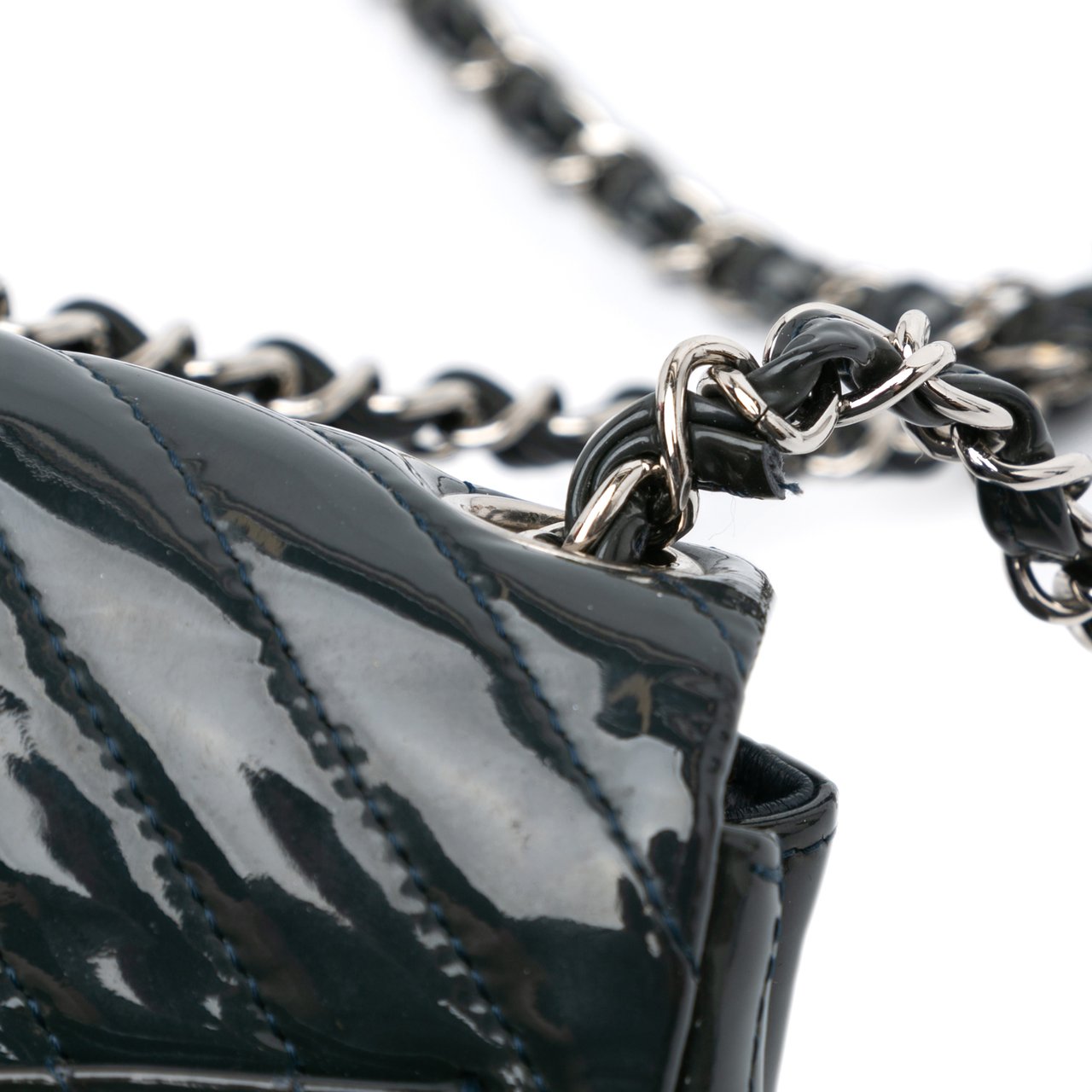Chanel Mini Square Classic Chevron Patent Single Flap Blauw