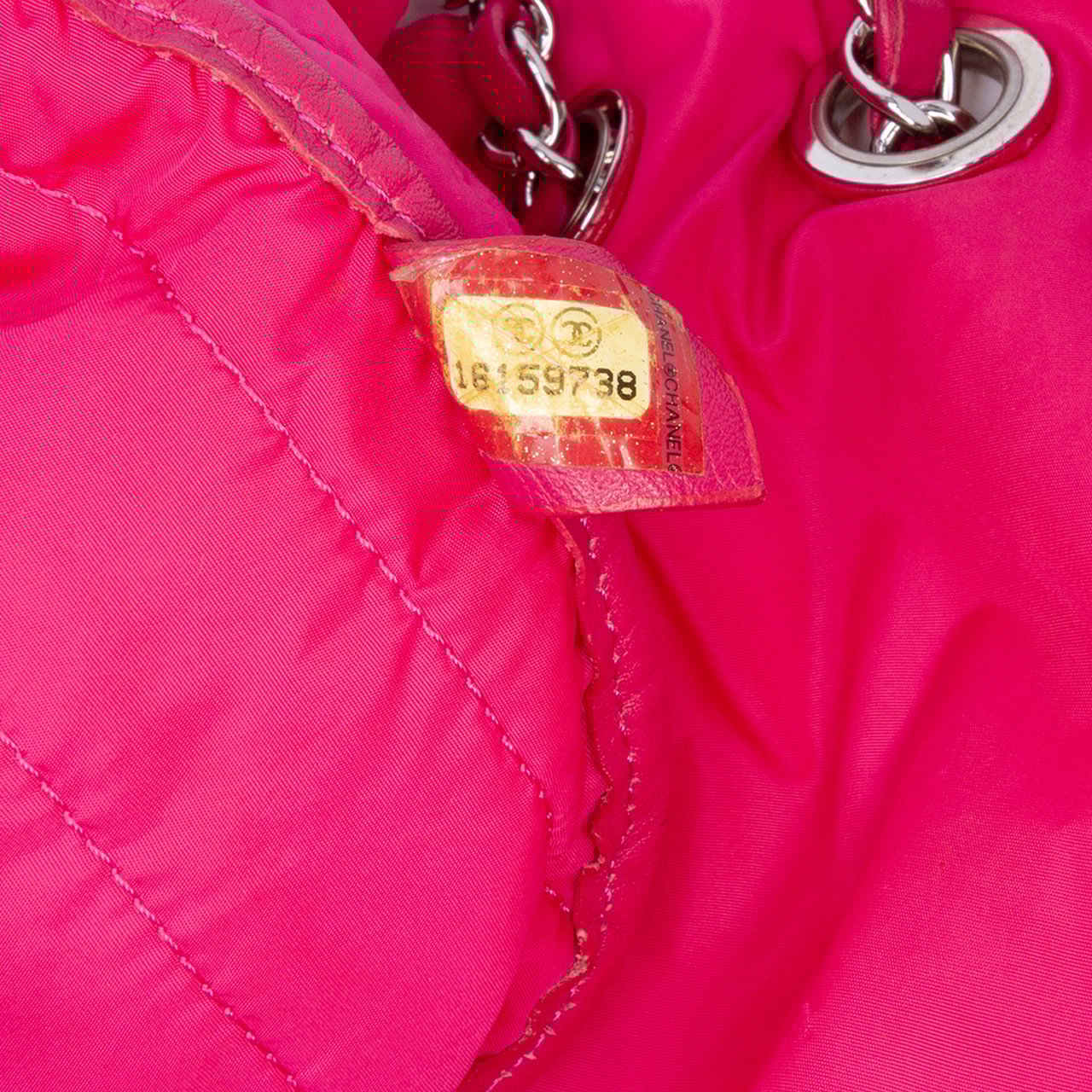 Chanel Jumbo Quilted Nylon Soft Shell Flap Roze