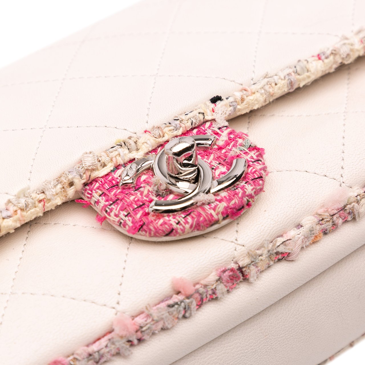 Chanel Quilted Lambskin and Tweed Elegant Trim Flap Wit