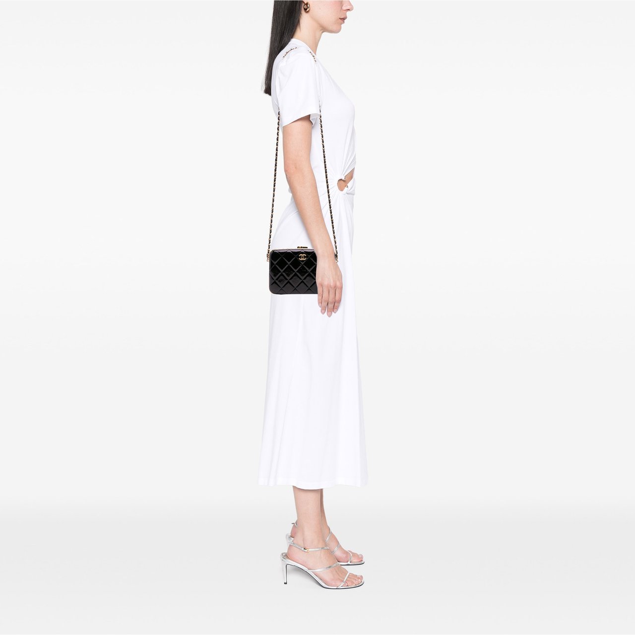 Chanel Large Glazed Goatskin Box With Chain Zwart