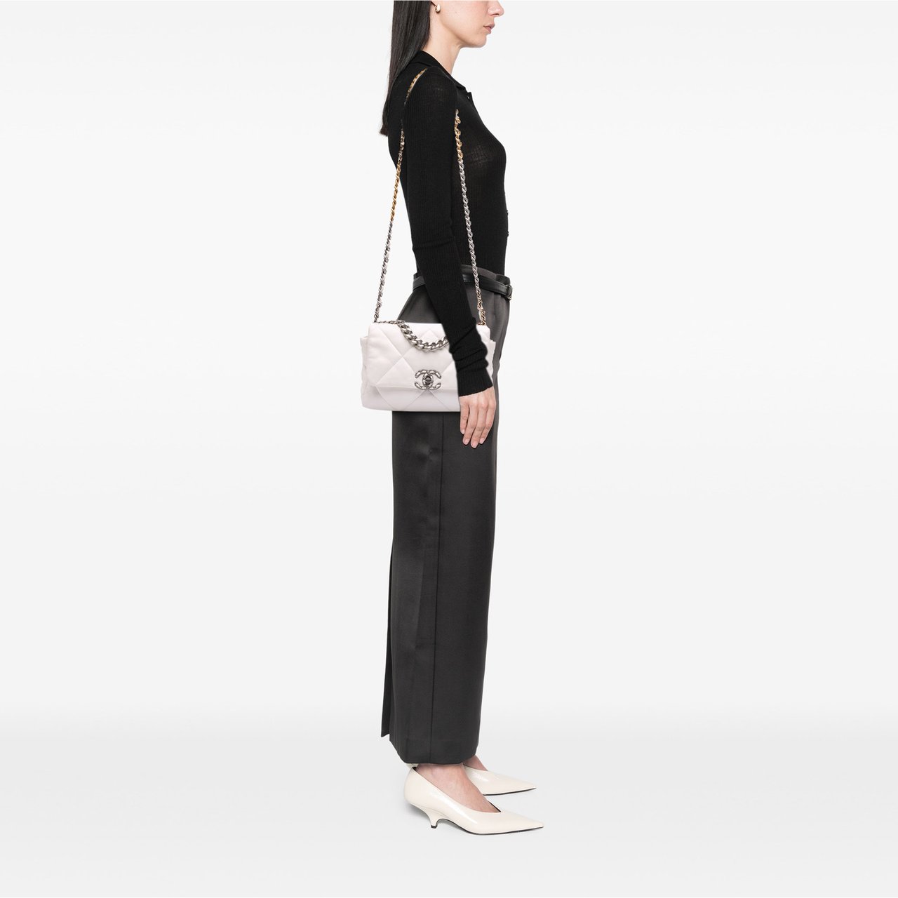 Chanel Medium Lambskin 19 Flap Wit