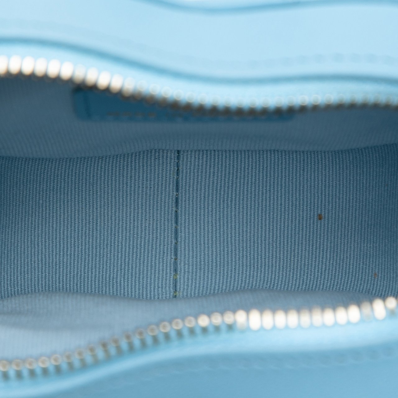 Chanel Mini Lambskin CC in Love Heart Crossbody Blauw