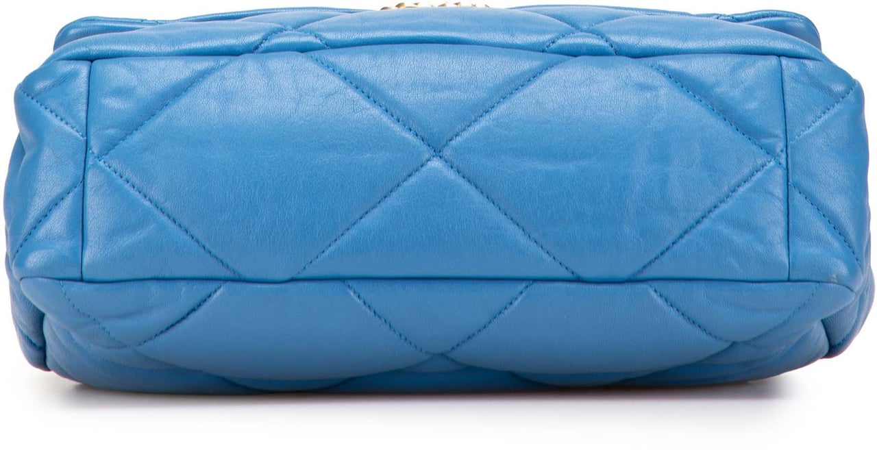 Chanel Large Lambskin 19 Flap Blauw