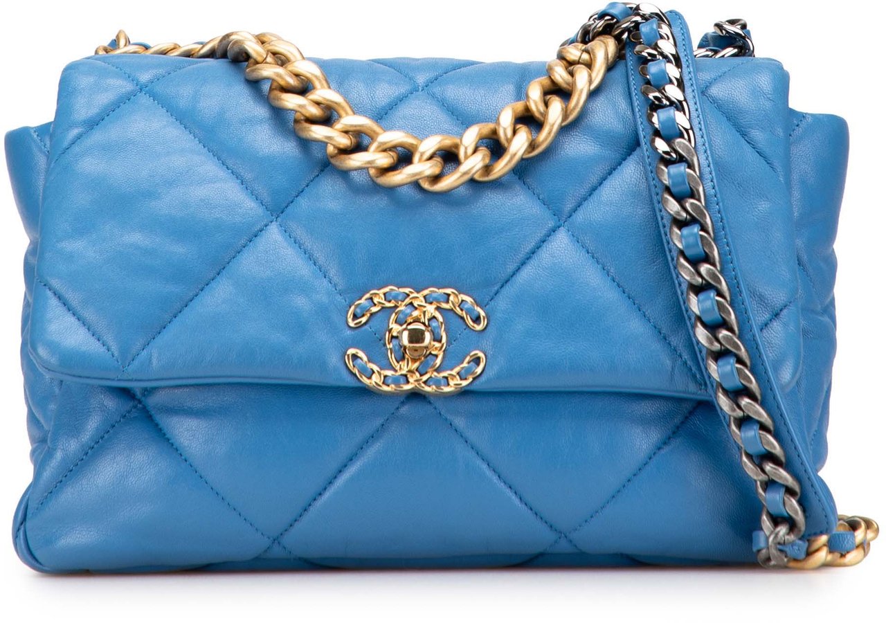 Chanel Large Lambskin 19 Flap Blauw