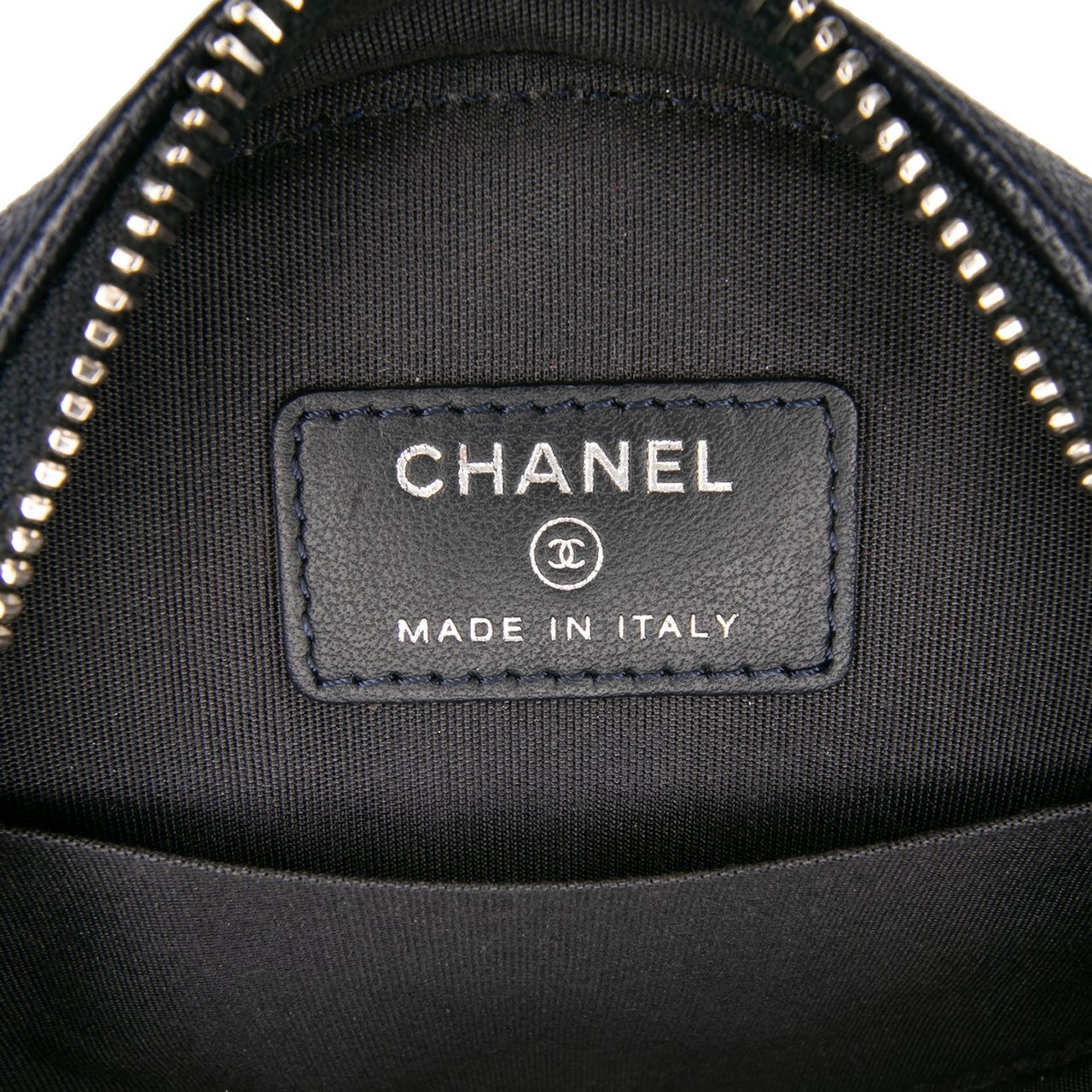 Chanel Caviar Striped CC Filigree Round Crossbody Blauw
