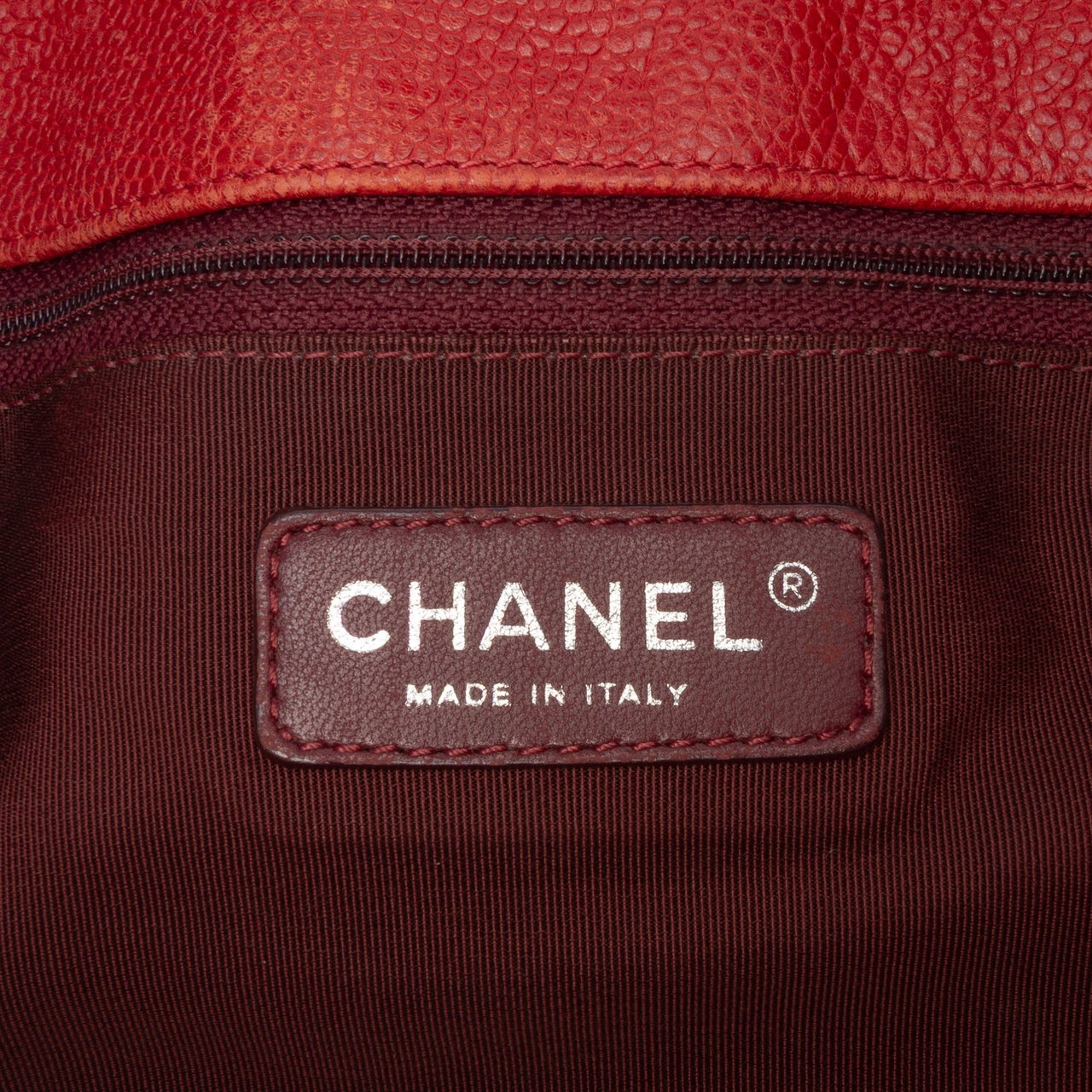 Chanel Quilted Caviar French Riviera Hobo Rood