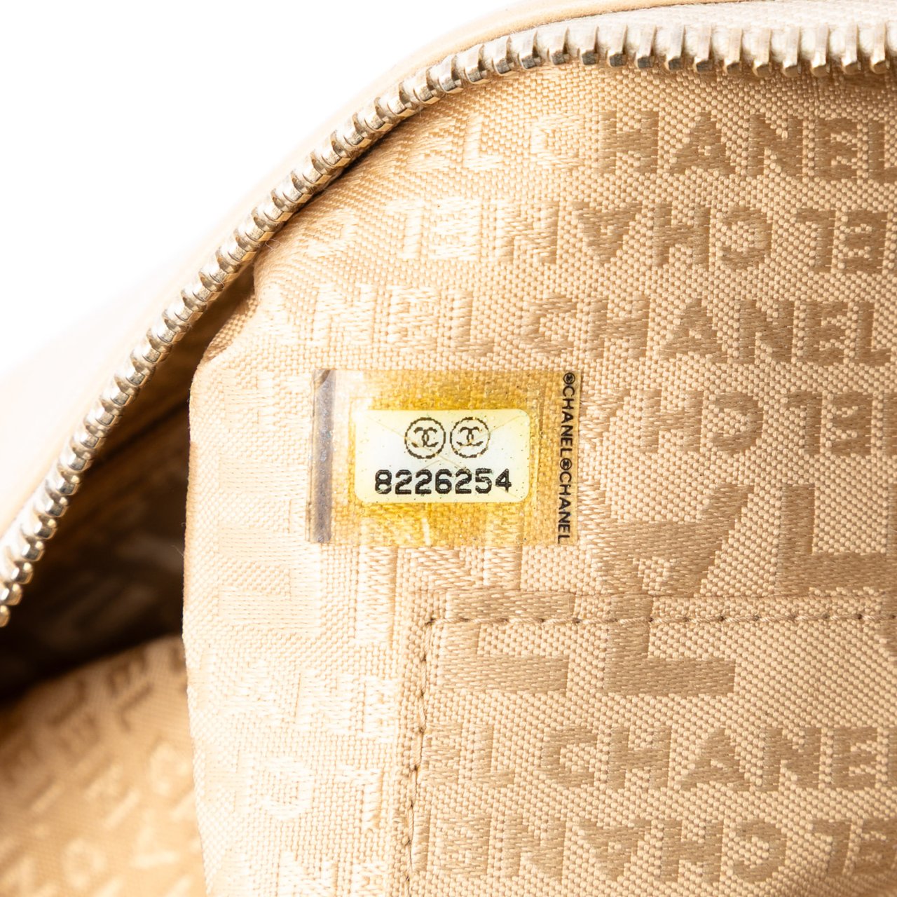 Chanel Medium Lambskin Chocolate Bar Shoulder Bag Bruin