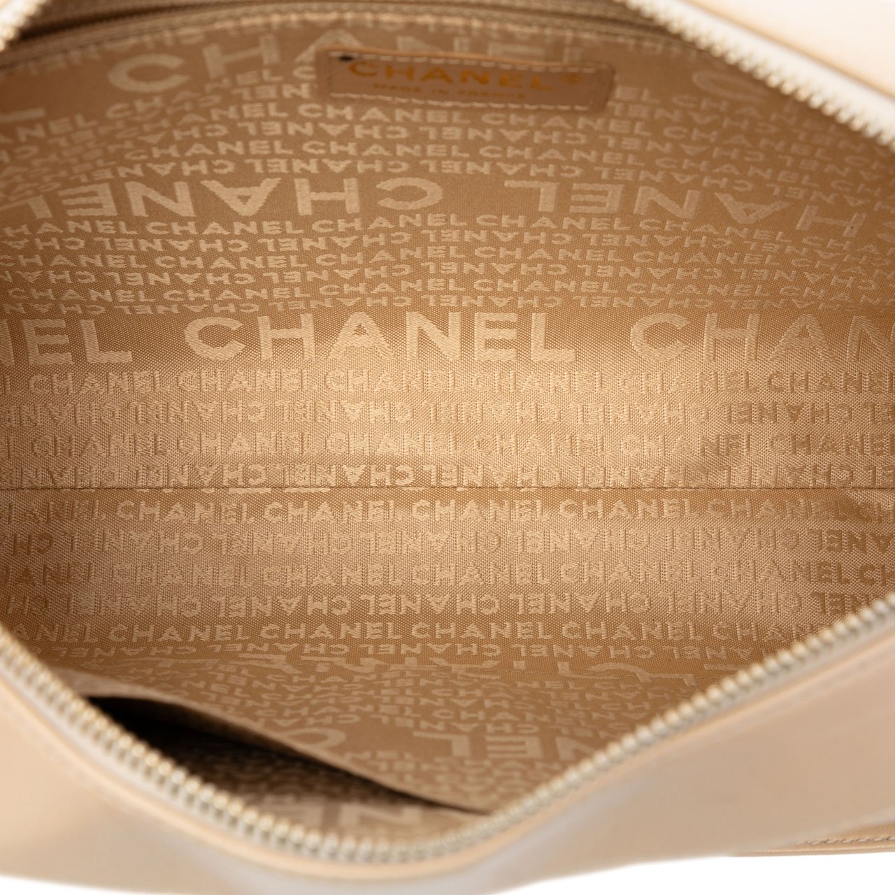 Chanel Medium Lambskin Chocolate Bar Shoulder Bag Bruin
