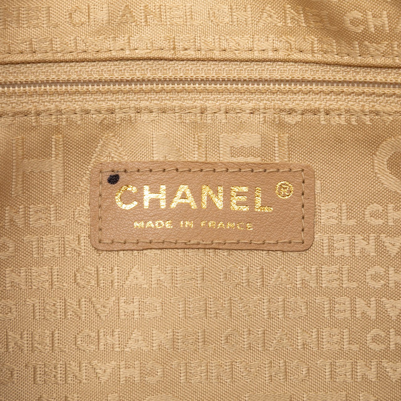 Chanel Medium Lambskin Chocolate Bar Shoulder Bag Bruin