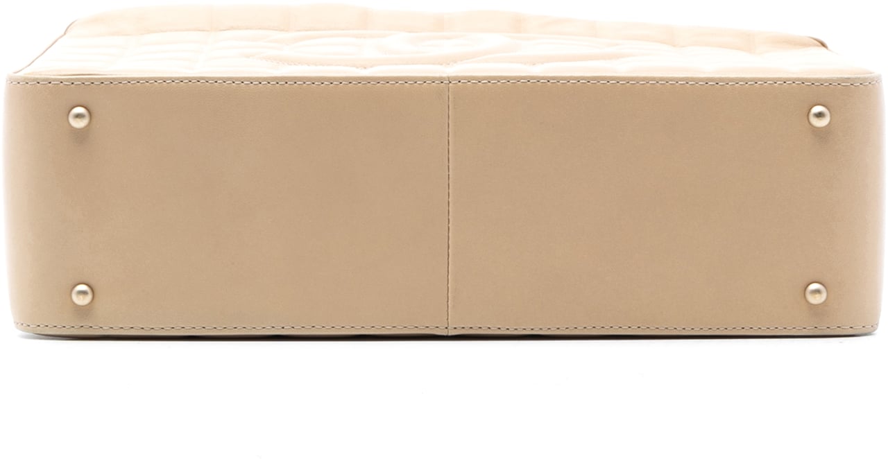 Chanel Medium Lambskin Chocolate Bar Shoulder Bag Bruin