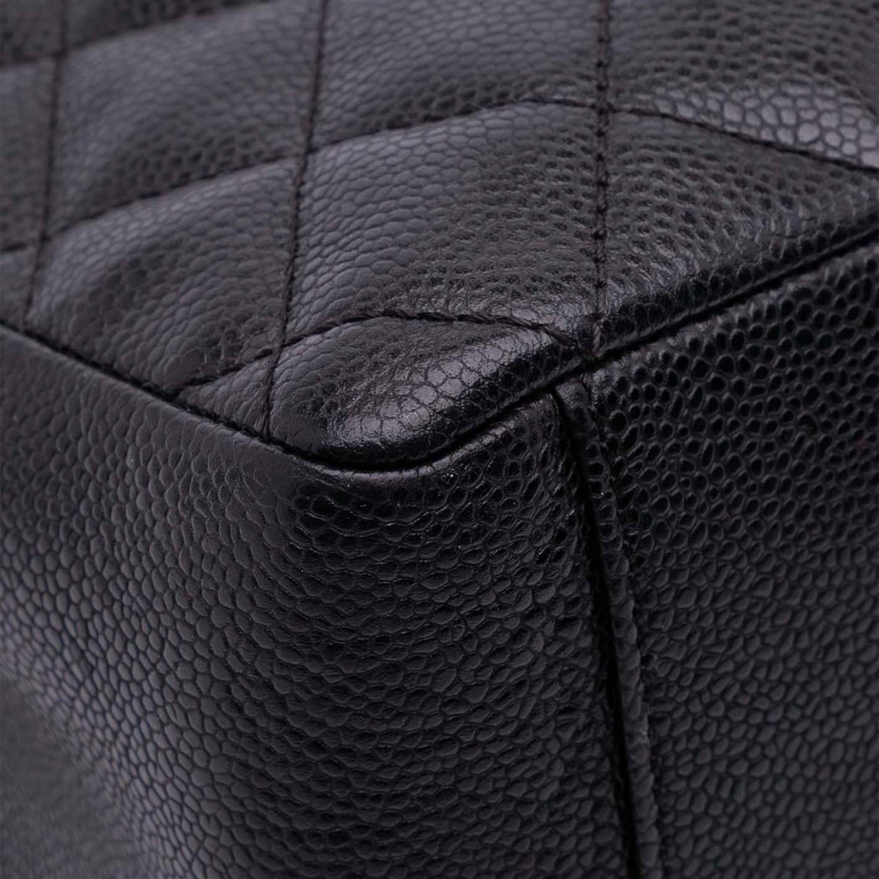 Chanel Caviar Grand Shopping Tote Zwart